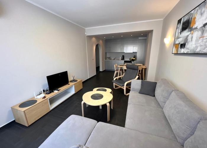 EXCELLENT LOCATION ! General Gurko apartment