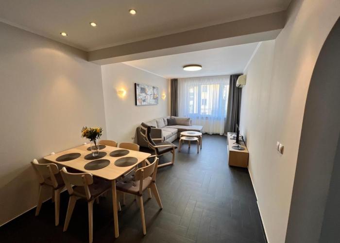 EXCELLENT LOCATION ! General Gurko apartment
