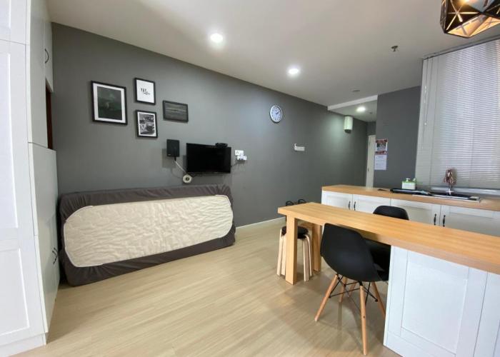 A Modern & Homely Studio with Pool and Gym