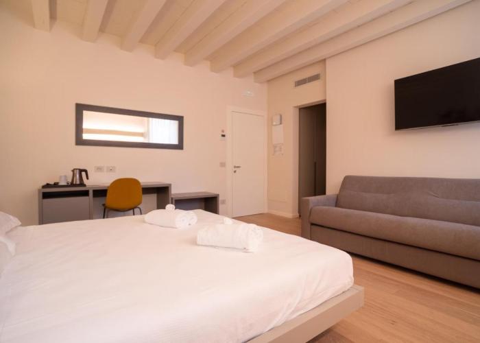 Maison Calcirelli rooms