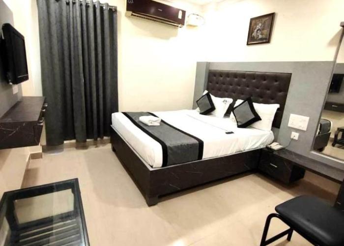 HOTEL VIGHNESHWARA INN