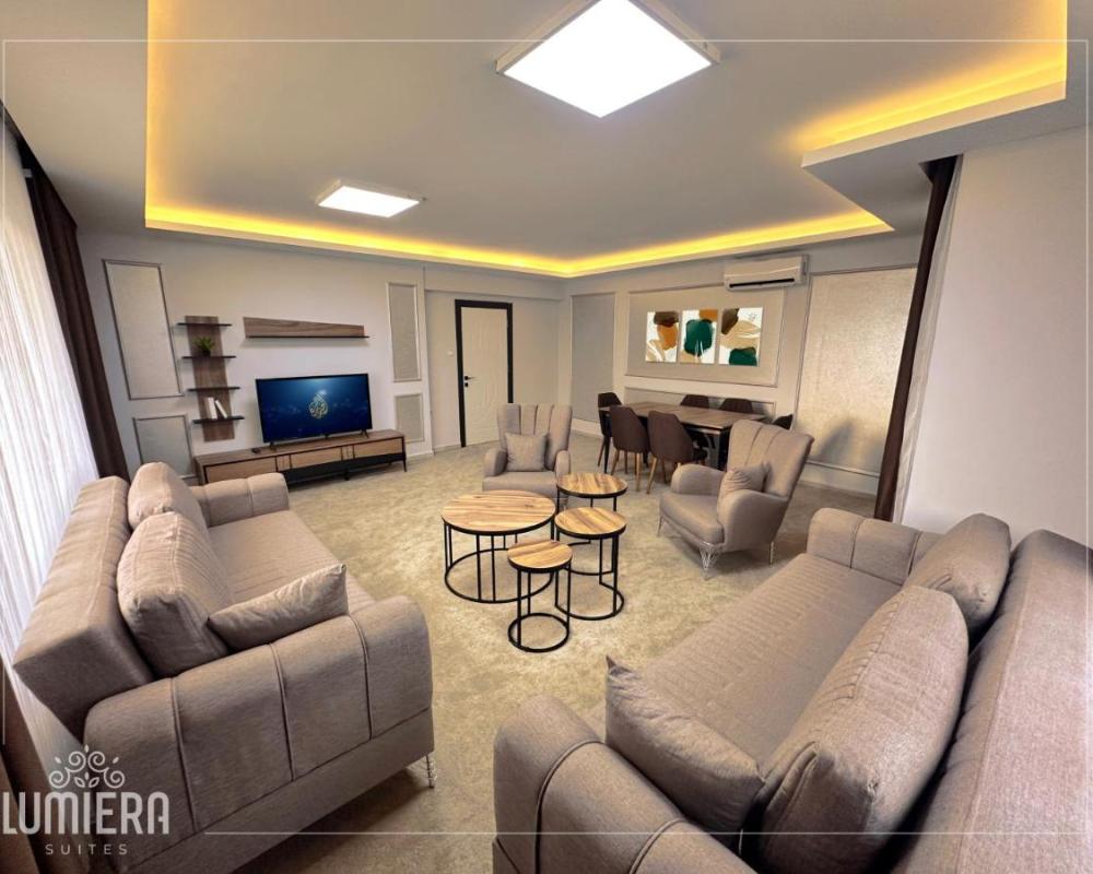 Lumiera Suites Hotel