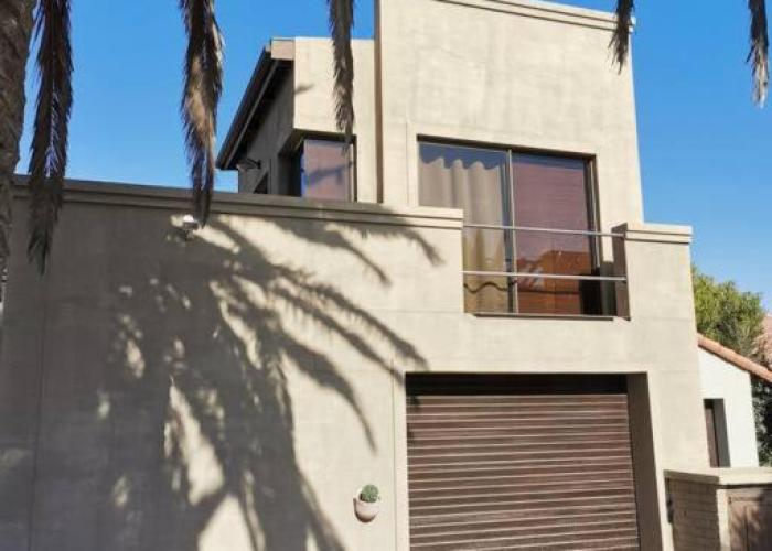 Desert Pearl Self catering & Accommodation