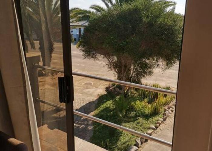 Desert Pearl Self catering & Accommodation