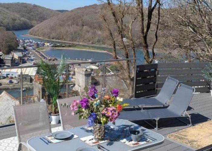The Hillocks, Looe - Two Bedroom House with Fabulous Views of Looe Town and Harbour