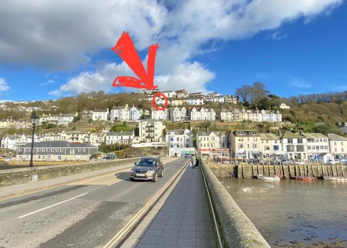 The Hillocks, Looe - Two Bedroom House with Fabulous Views of Looe Town and Harbour