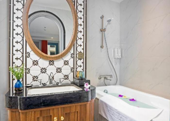 Pavillon Boutique Hotel & Apartment Nha Trang