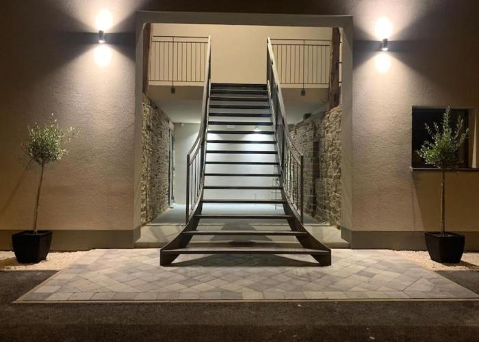 Loft blanc (baignoire balnéo et sauna)