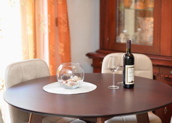 Apartment Nikolija