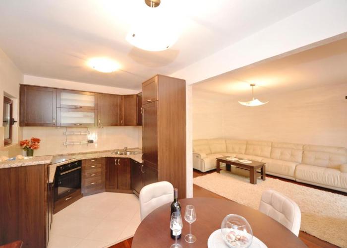 Apartment Nikolija