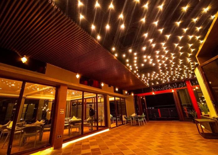 Royal Pearl Suites