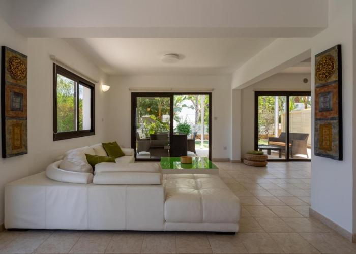 Lime 3-Bedroom Villa in Protaras