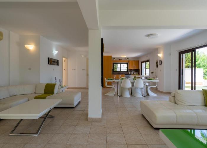 Lime 3-Bedroom Villa in Protaras