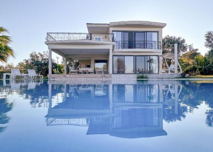 Urla Villa
