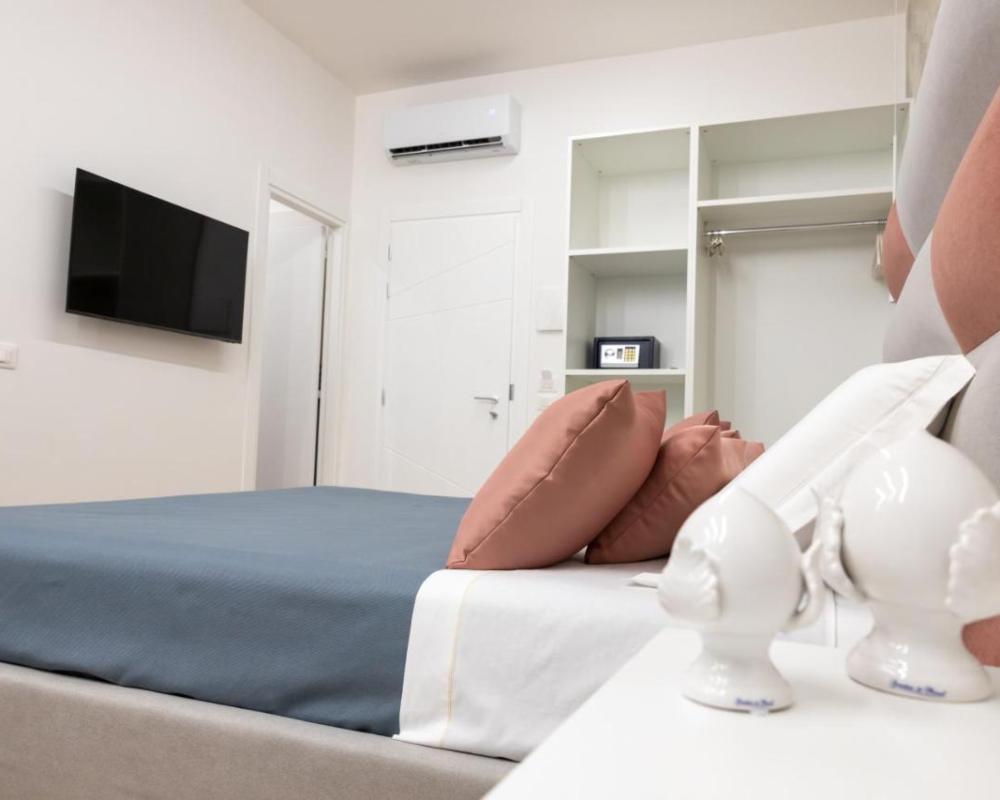 фото Sunbay Luxury Rooms