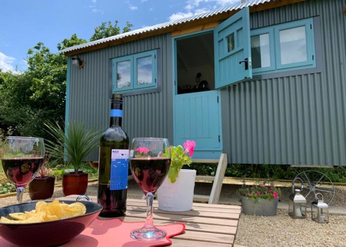 St. Kew Shepherd Huts
