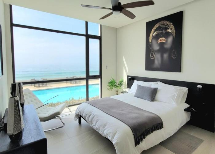 Luxury Beachfront Condo in Rosarito Pool & Jacuzzi