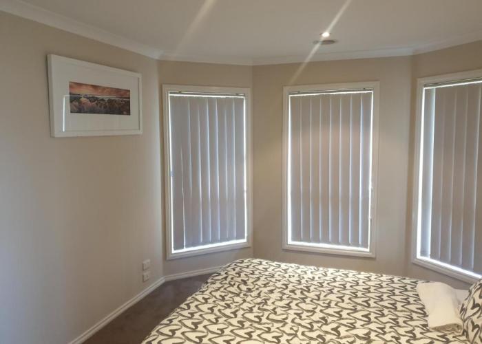 Ensuite room with Private Bath toilet CBD Airport