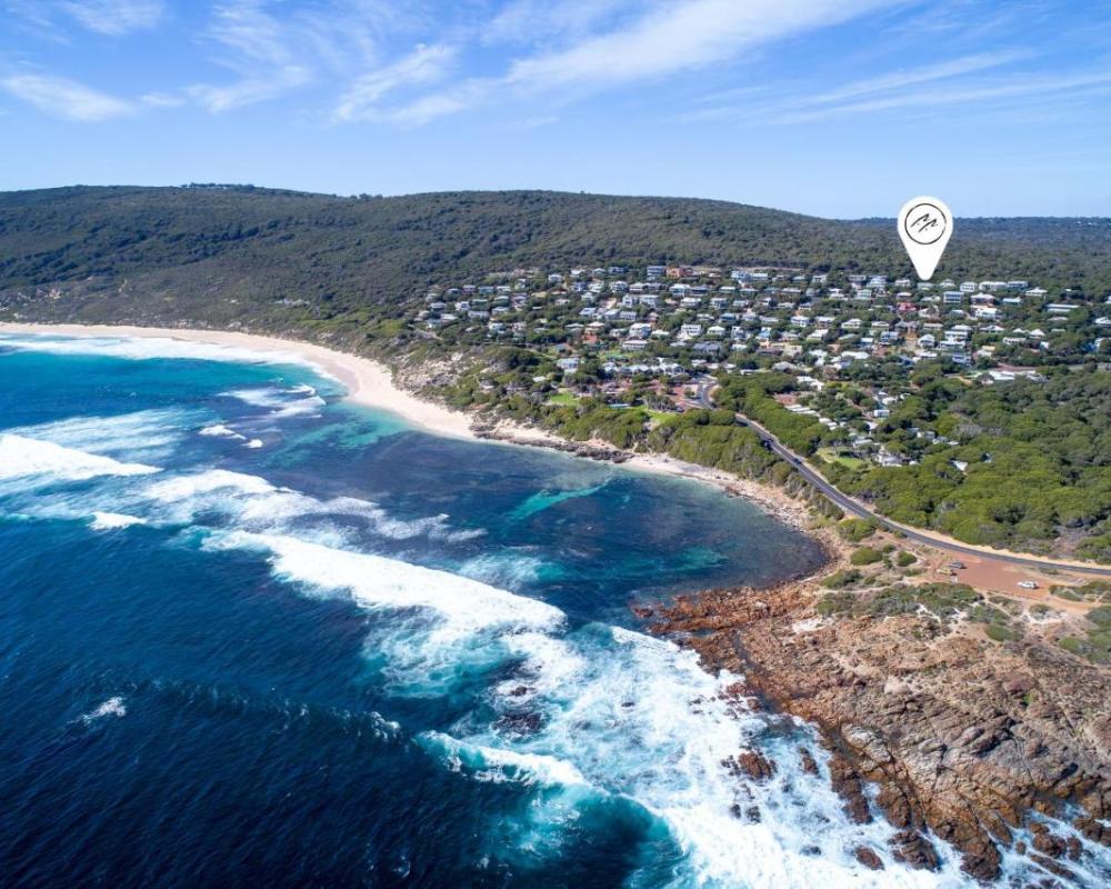 фото Surfs Up - Yallingup