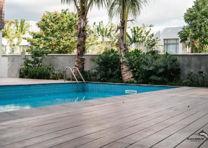 Black Marlin Apartments