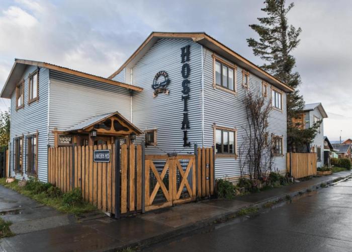 Hostal Lago Cóndor