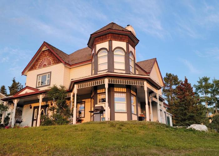 Bluejay Suites B&B