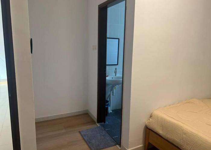 Muji Wi-Fi Aircond HomeStay