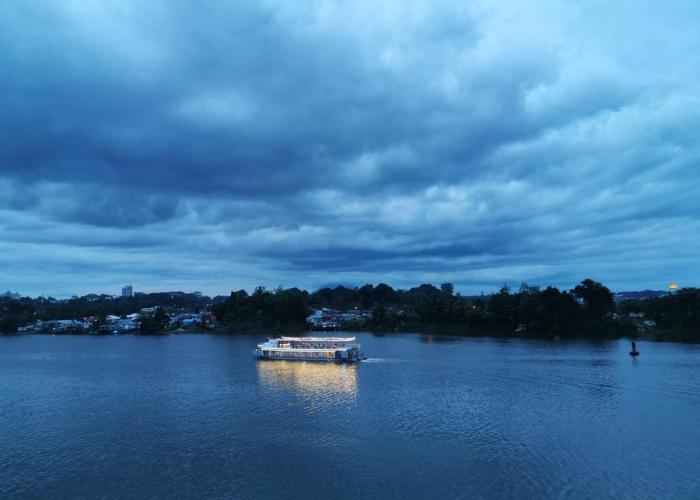 Cozzzy hut @ Riverine Diamond Kuching