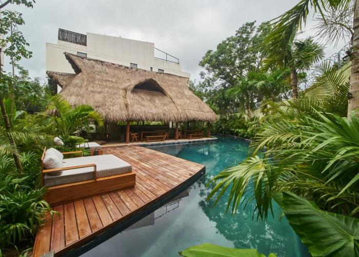 Dhalia - Private roof with pool & Beach Club Access