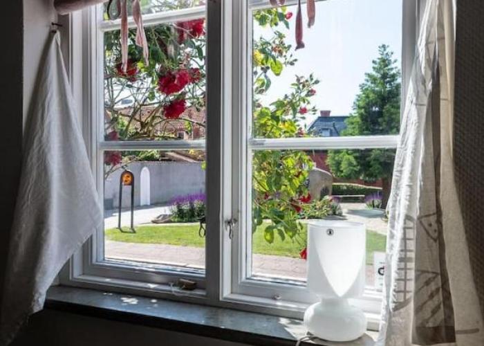 Litet gathus mitt i Ystad