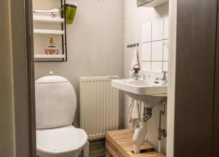 Litet gathus mitt i Ystad