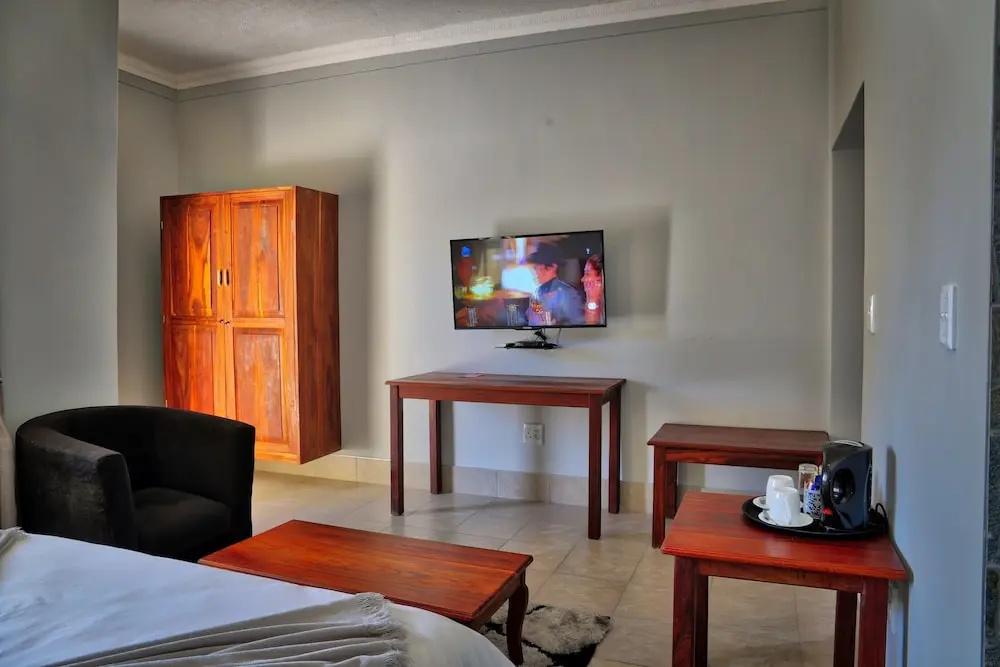 фото Mango Guesthouse