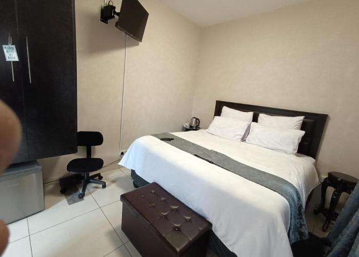 Manasseh Guesthouse