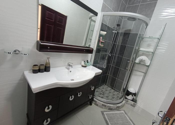 Manasseh Guesthouse