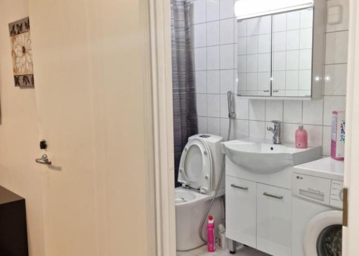 Viihtyisä saunallinen kaksio lentokentän lähellä