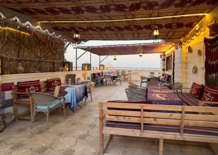 Atlantis Pyramids Inn New