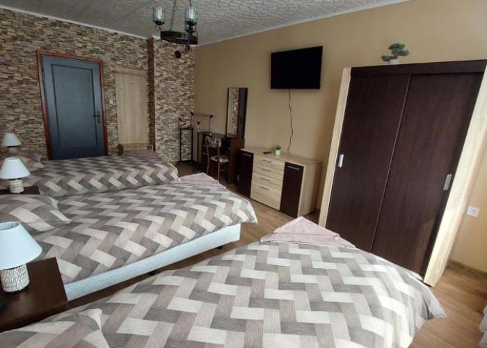 Familia Apartments