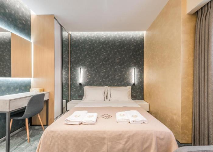 Piazza Luxury Apartments