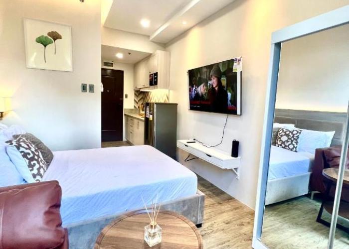 Stanford Suites 3