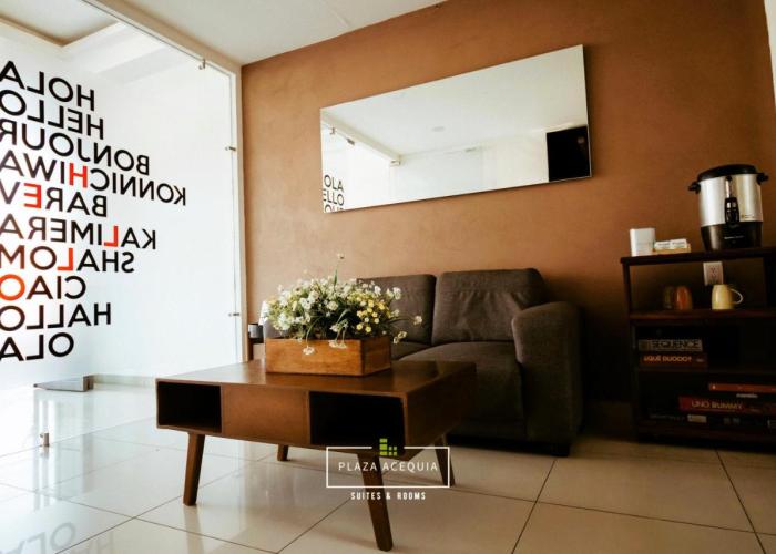A13 EXECUTIVE SUITE at IZCALLI - TEPOTZOTLAN Families, Tourists & Travelers Choice Students Companies Executives WELCOME!!! 5min Izcalli-15min Esmeralda-20min Sátelite-25min AIFA