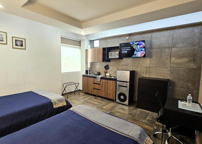 A21 EXECUTIVE SUITE at IZCALLI - TEPOTZOTLAN Families, Tourists & Travelers Choice Students Companies Executives WELCOME!!! 5min Izcalli-15min Esmeralda-20min Sátelite-25min AIFA