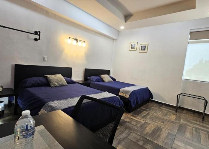 A21 EXECUTIVE SUITE at IZCALLI - TEPOTZOTLAN Families, Tourists & Travelers Choice Students Companies Executives WELCOME!!! 5min Izcalli-15min Esmeralda-20min Sátelite-25min AIFA