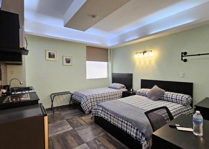 A30 EXECUTIVE SUITE at IZCALLI - TEPOTZOTLAN Families, Tourists & Travelers Choice Students Companies Executives WELCOME!!! 5min Izcalli-15min Esmeralda-20min Sátelite-25min AIFA