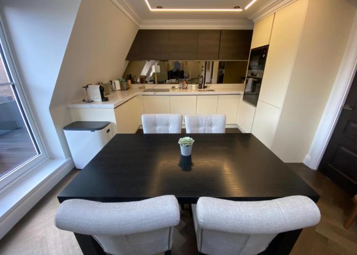 Beautiful Penthouse in centre of Winchester
