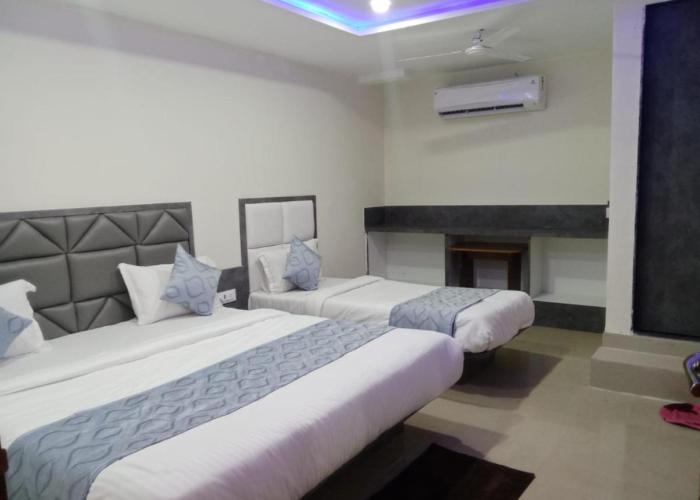 HOTEL RK VILLA