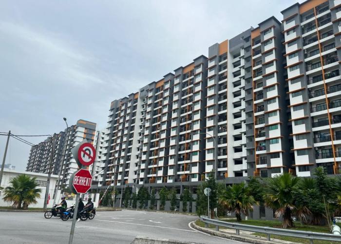 MuciHome 3R2B Residensi Zamrud, Kajang 2, Bandar Baru Bangi - non smoking sweethome for Malaysian and Borneo Guests only