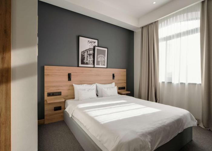 Shiraz Plaza Hotel