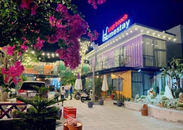 H-HOMESTAY CONTAINER LAGI BEACH