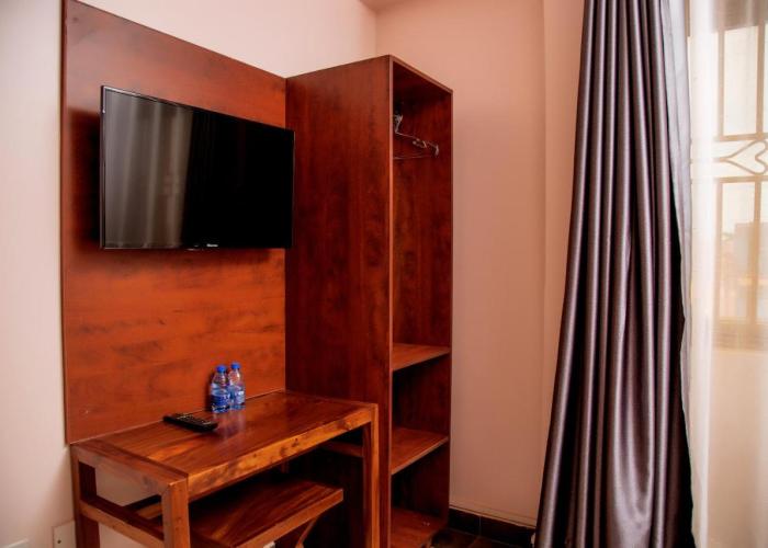 Blueberries Hotel