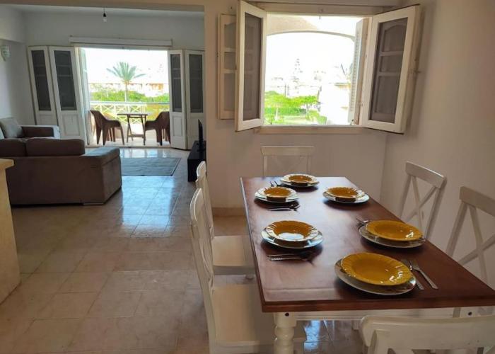 Petrobeach - 2 BR apartment for families